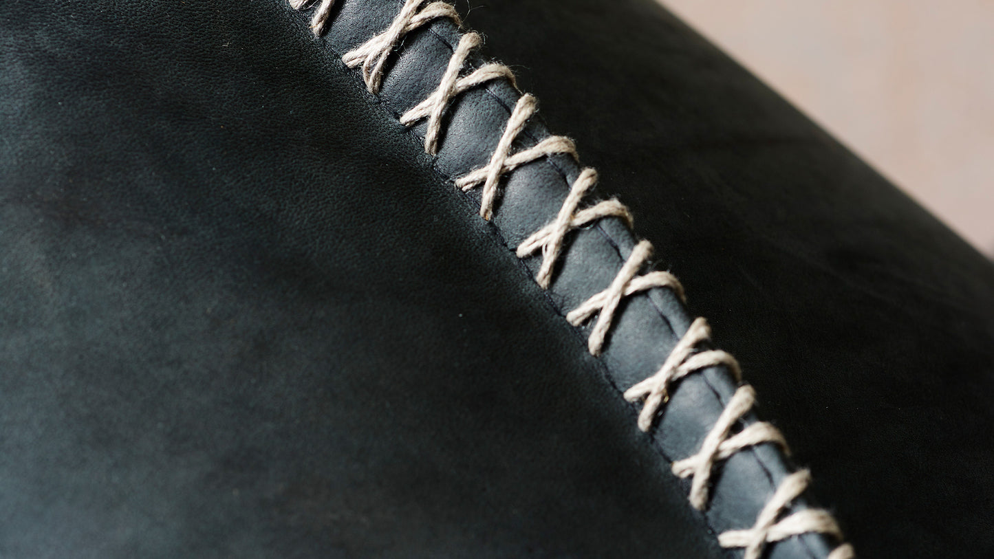 Dunes Pouf - Ein exklusiver hocker aus Leder