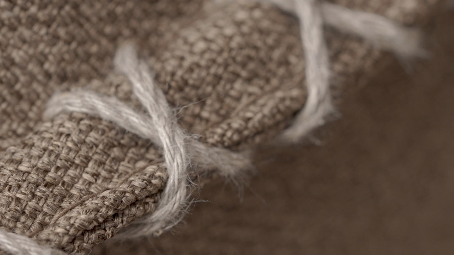 Medley Pouf - Ein exklusiver Hocker für den Innenbereich