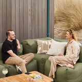 Soft Sofa Outdoor Ecksofa in Kirra Olive aus wetterfestem Stoff, gemütlich und formstabil. | Soft Sofa Outdoor - 5 Seater Corner Sofa - Kirra Sand | SACKit