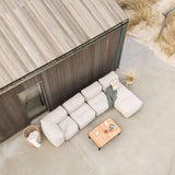 Soft Sofa Outdoor Lounger in sandfarbenem Kirra - Gewebe auf hellem Hintergrund. | Soft Sofa Outdoor - Lounger - Kirra Sand | SACKit