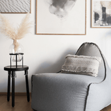 Medley Lounge Chair in grauem Medley Stoff mit Rückenlehne und weicher Polsterung aus Schaumstoff und EPS-Kugeln.