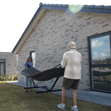 Cobana Hängematte in Grau mit schwarzem Aluminiumgestell, outdoor geeignet, weiches Textil, modernes Design | Cobana Hammock - Kirra Indigo Taupe | SACKit