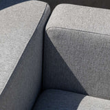 Eckiges Cobana Lounge Sofa in hellem Kirra Sand mit pulverbeschichtetem Aluminiumrahmen, Outdoor - Design. | Cobana Lounge Sofa - Corner - Kirra Olive | SACKit