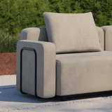 Cobana Lounge Sofa Armrest in Cobana Black mit pulverbeschichtetem Aluminiumrahmen und Olefin - Faserbezug. | Cobana Lounge Sofa - Armrest - Kirra Sand | SACKit