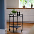Schwarzer Serving Table aus pulverbeschichtetem Stahl mit vier Rollen in modernem Design | Serving Table - | SACKit