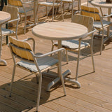 Schwarzes Kirra Cushion für Kirra Patio Chair aus Olefin-Textil mit praktischem Befestigungsriemen.