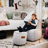 Cobana Junior Lounge Chair und Pouf in neutralem Sandton, weiche Form, geeignet für Kinder drinnen und draußen. | Cobana Junior Lounge Chair & Pouf - Cobana Rose | SACKit
