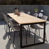 Rechteckiger Patio Dining Table aus pulverbeschichtetem Aluminium mit Teakholzplatte, Außenbereich.