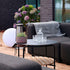 Schwarzer Aluminium - Couchtisch mit runder Teakholzablage, Ø70 cm, modernes Outdoor - Design | Patio Sofa Table - Ø70 - Ohne Accessory Fit | SACKit