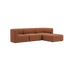 Braunes skandinavisches Ecksofa mit weichen Polstern und großzügiger Sitzfläche vor schwarzem Hintergrund von sackit | Fjord Sofa - 3 seater - Cosmo Terracotta Mit Hocker | SACKit