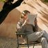 Kirra Patio Lounge Chair in olivefarbenem pulverbeschichtetem Aluminium und FSC - zertifiziertem Teakholz. | Kirra Patio Lounge Chair - Olive | SACKit