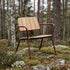 Kirra Patio Lounge Chair in Chestnut mit pulverbeschichtetem Aluminium und Teakholz, entspannte Sitzposition. | Kirra Patio Lounge Chair - Chestnut | SACKit