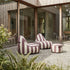 SACKit Chair Outdoor in Renesse Chestnut mit rundem, gepolstertem Design und schwarzem Textilene-Boden.