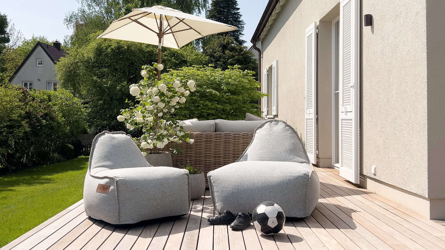Cobana Lounge Chair & Pouf - Der Sitzsack für drinnen und drauβen mit Hocker