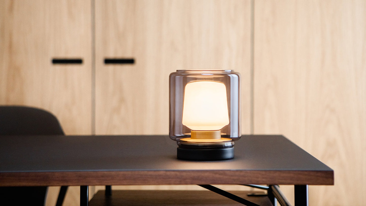 Ambience - Lamp Intelligent+ - Akkubetrieben Bluetooth-Leuchte für den Innen- und Außenbereich