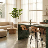 Hoher Frame Bar Stool mit Rückenlehne aus Leder und pulverbeschichtetem Stahlgestell in industriellem Design. | Frame Bar Stool - Leather w/ backrest - 73 cm Terra Safari | SACKit