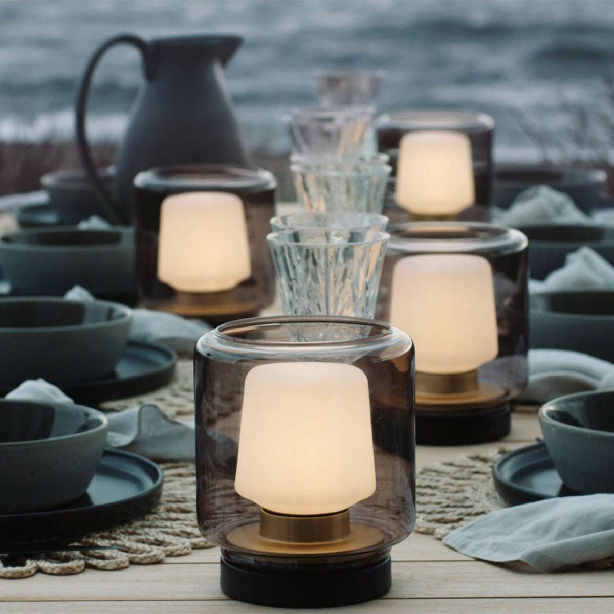 Sockel für Ambience New York Lampe aus rostfreiem Stahl und rauchglas, geeignet für Innen - und Außenbereich. | Ambience - New York base - | SACKit