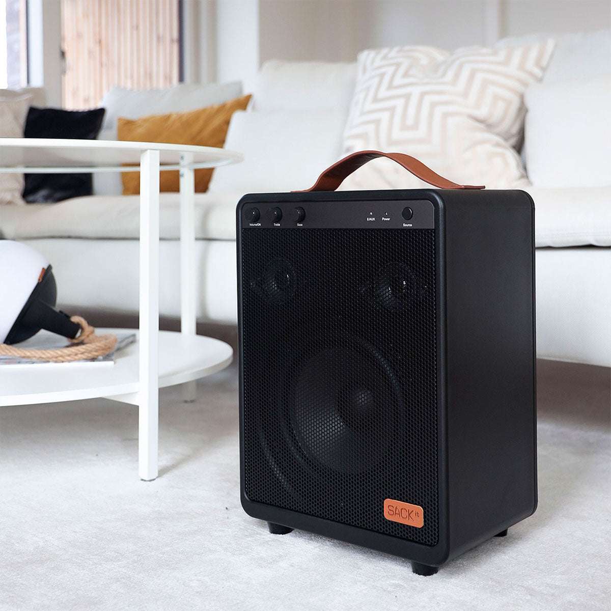 Eleganter Boom 150 Bluetooth Lautsprecher aus Stahl und Aluminium mit Drehknöpfen und Polymer - Gehäuse | Boom 150 - | SACKit