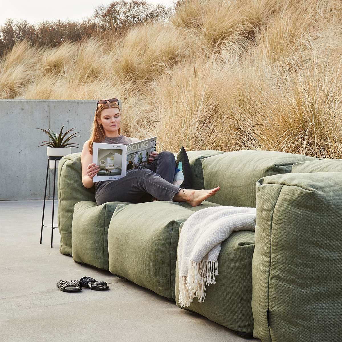 Soft Sofa Outdoor Corner in Kirra Olive mit weichem, formstabilem Design für den Außenbereich | Soft Sofa Outdoor - Corner - Kirra Sand | SACKit