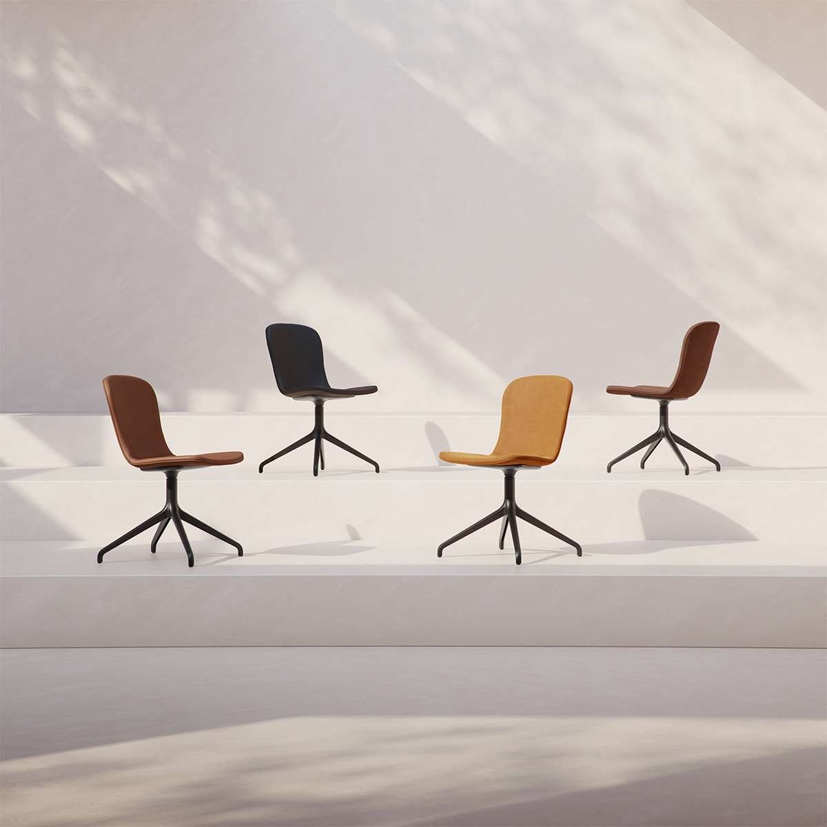 Schwarzer Chair no. One S1 Esszimmerstuhl mit drehbarem Aluminiumfuß und gepolsterter Sitzschale aus recyceltem Kunststoff | Chair no. One S1 Black Swivel - Luna Walnut Mit Rückholfunktion | SACKit