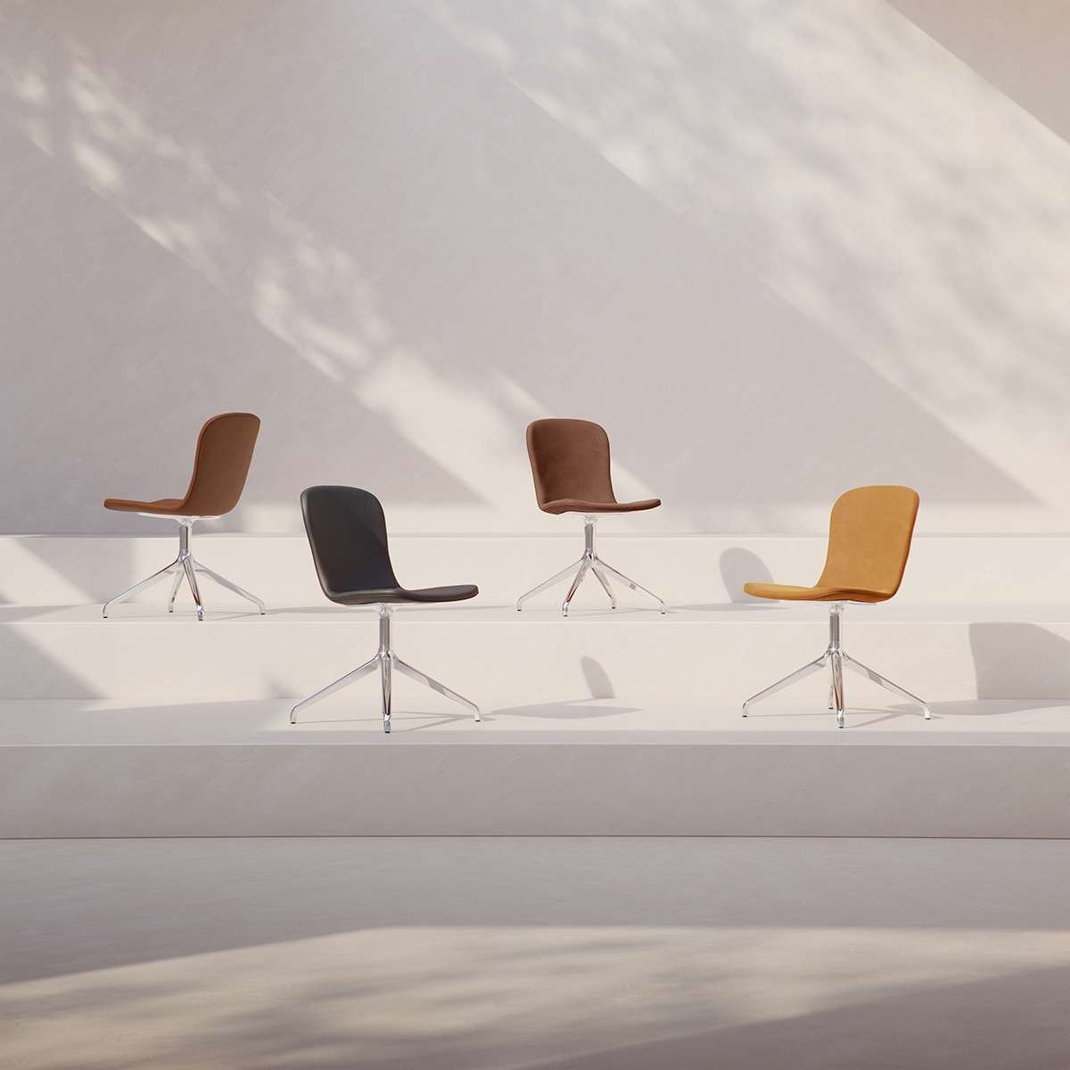 Esszimmerstuhl Chair no. One S1 in Luna Sandstone mit poliertem Aluminium - Drehfuß, moderner Look. | Chair no. One S1 Polished Swivel - Luna Walnut Mit Rückholfunktion | SACKit