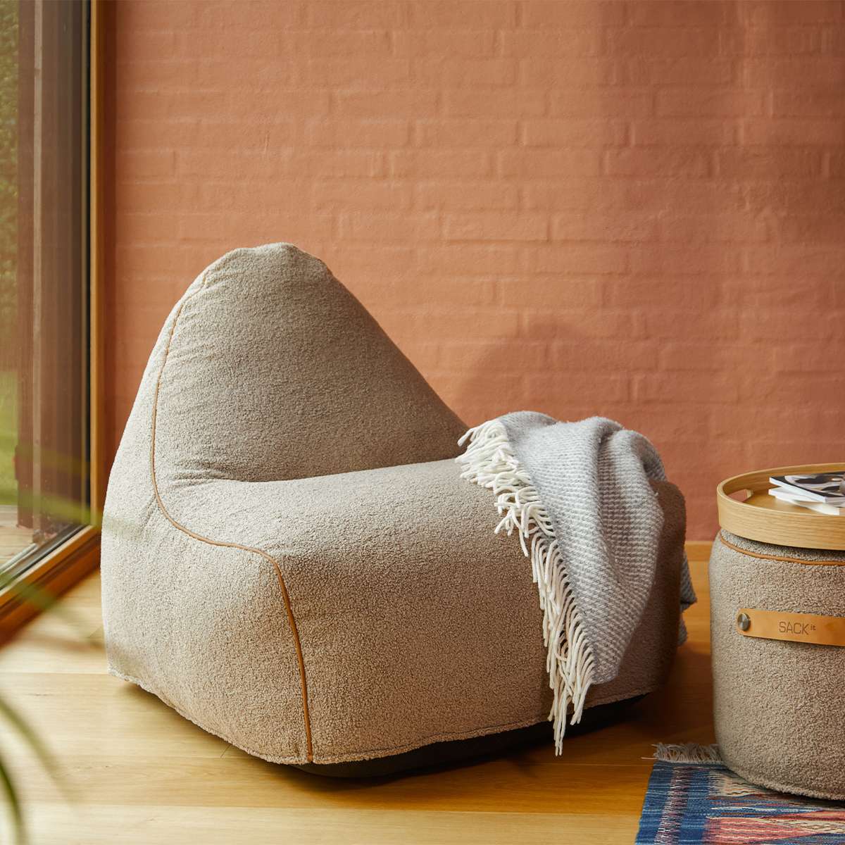 SACKit Chair & Pouf Indoor in Teddy Brown Textil, gemütliches Lounge - Set mit weichem Bezug und rutschfester Unterseite. | SACKit Chair & Pouf Indoor - Orange Jaquard | SACKit