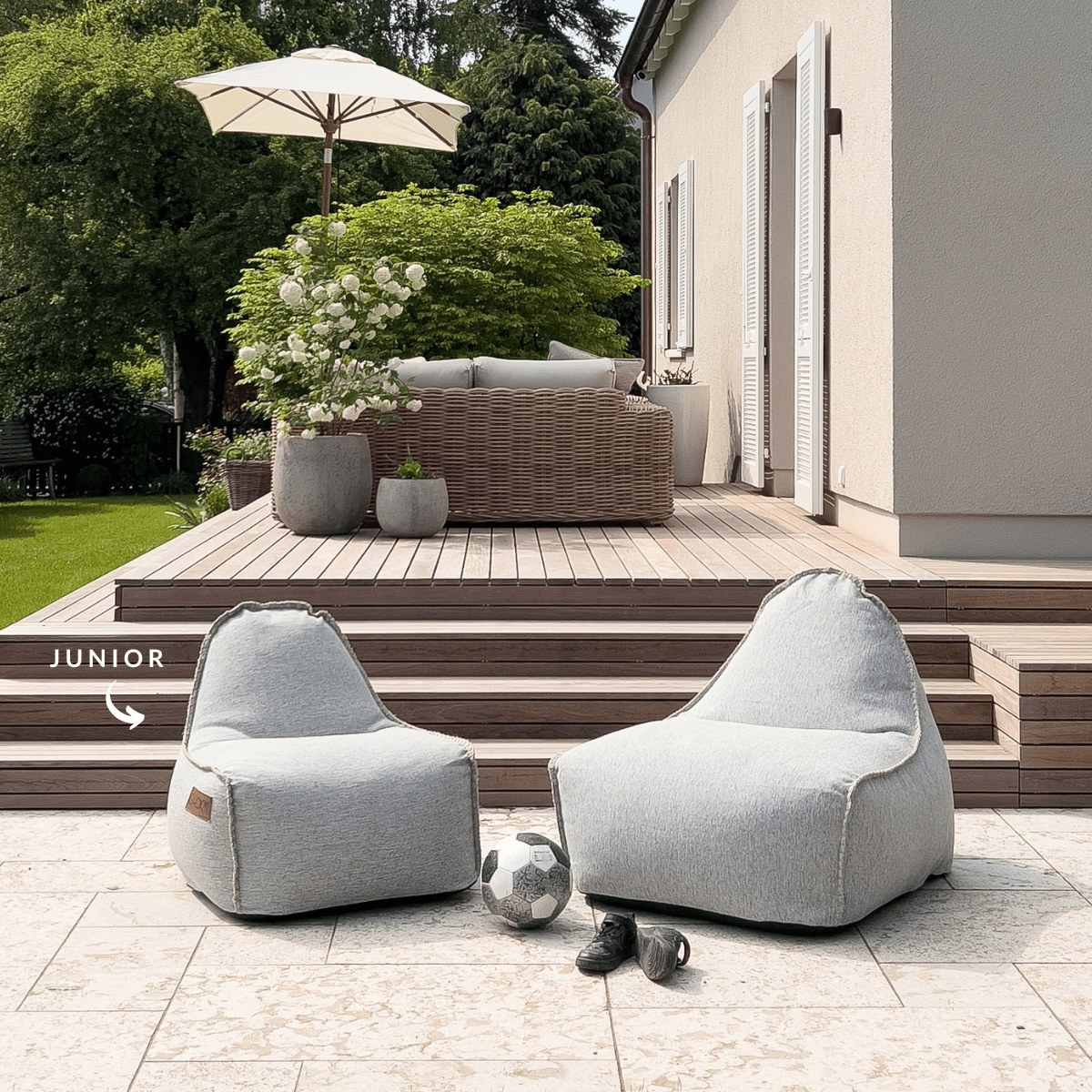 Cobana Junior Lounge Chair und Pouf in sandfarbenem Melange, weicher Sitzsack für Kinder innen und außen | Cobana Junior Lounge Chair & Pouf - Cobana Rose | SACKit