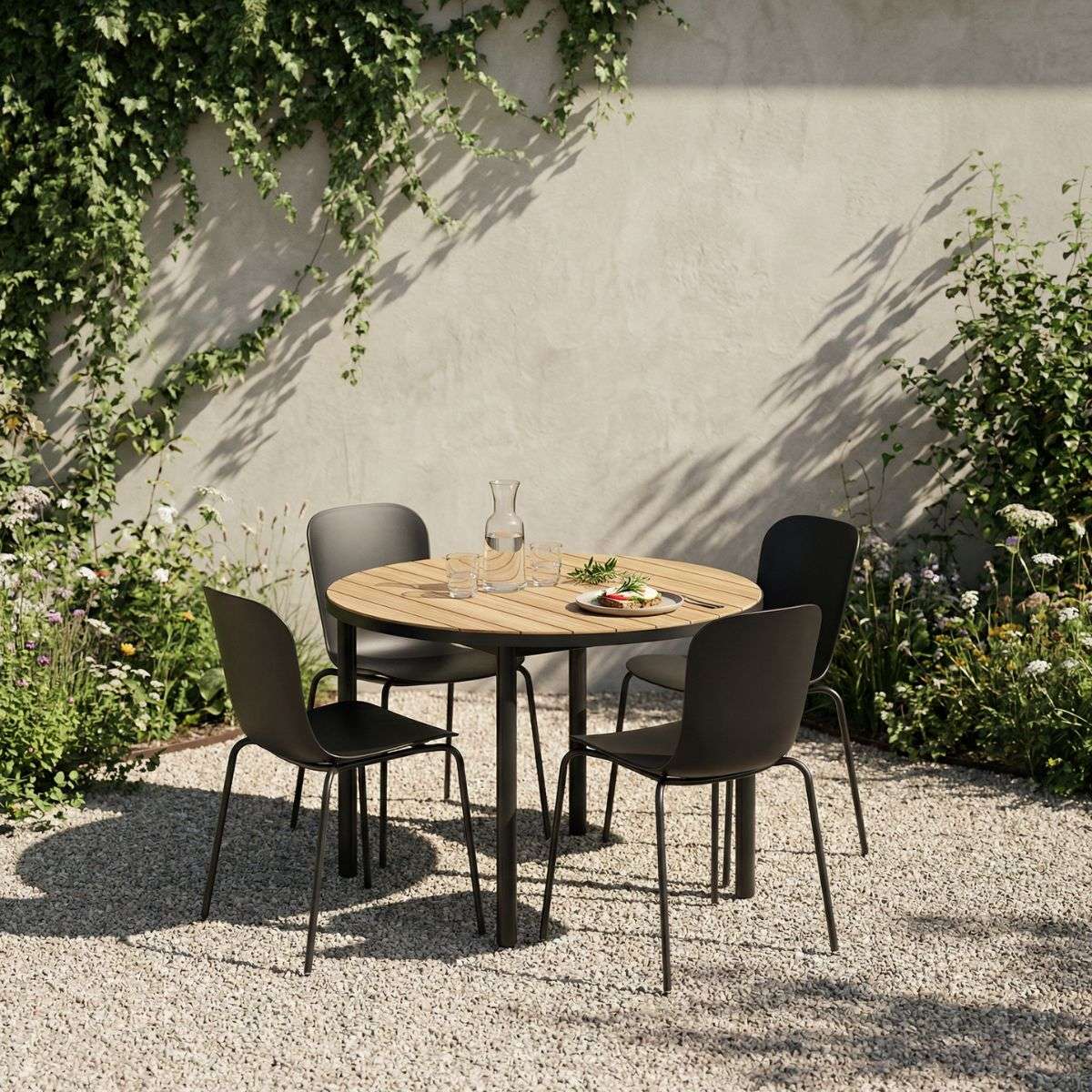 Kirra Dining Table Ø110 Noir & 4 Patio Chair No. One | Kirra Dining Table Ø110 Noir & 4 Patio Chair No. One - Patio Chair no. One S1 Noir/ Noir | SACKit