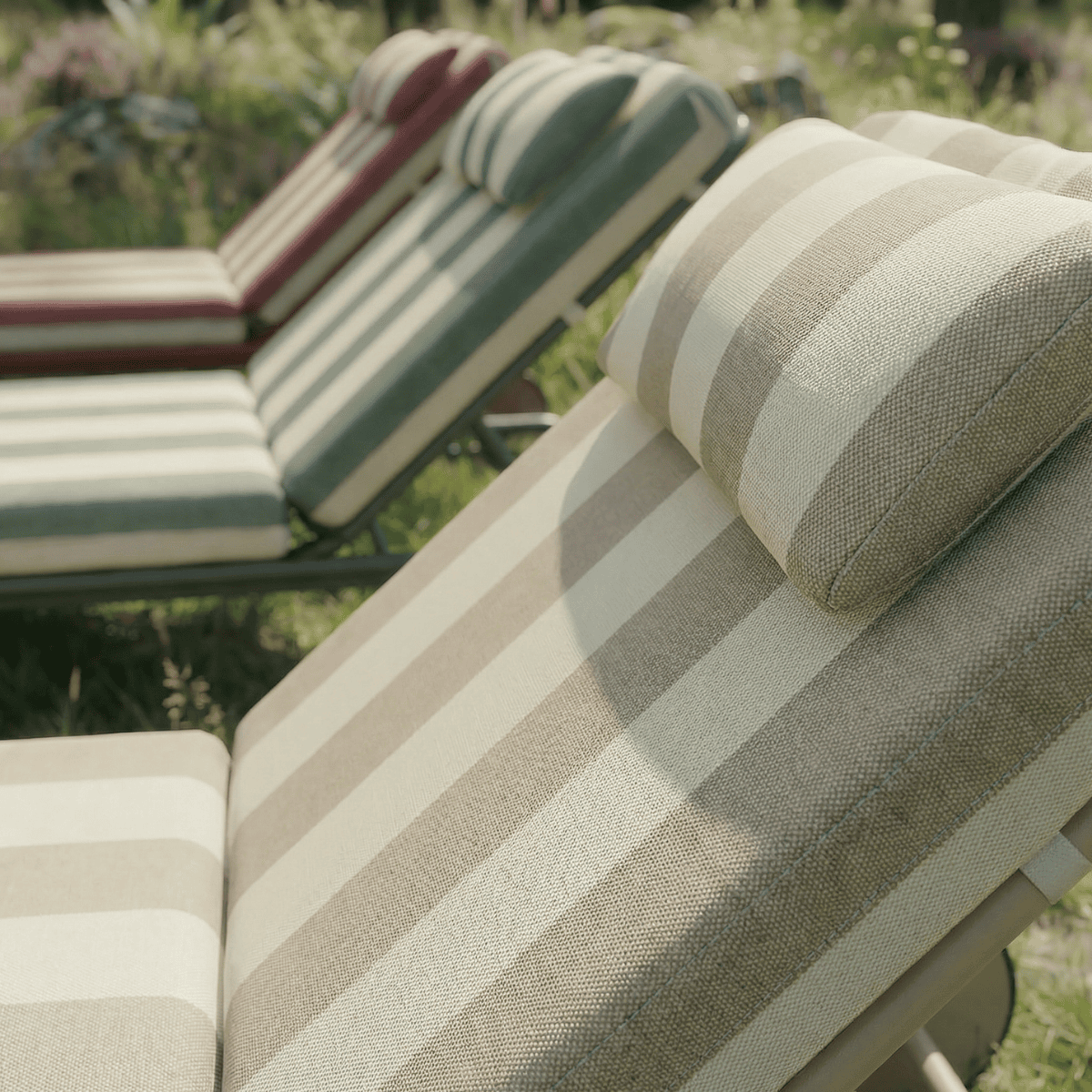 Mollis Sunbed - Mollis Sonnenliege aus Olefin & Aluminium | sackit