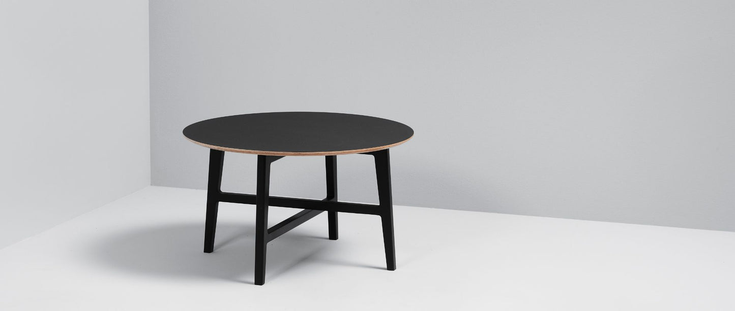 Nordic Sofa Table - Runder Couchtisch im dänischen Design