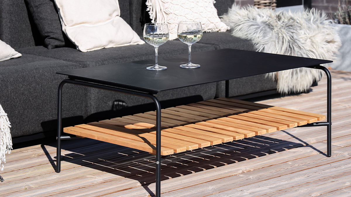 Patio Sofa Table - 113x70 - Ein Couchtisch aus Aluminium für den Outdoorbereich