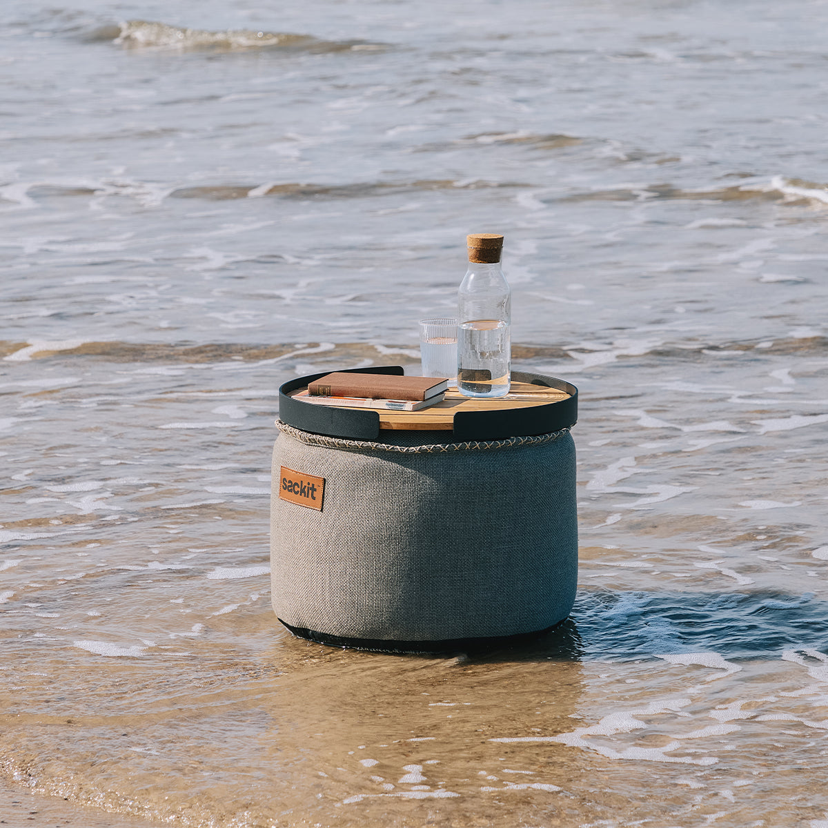 Cobana Pouf - Hocker für drinnen und draußen