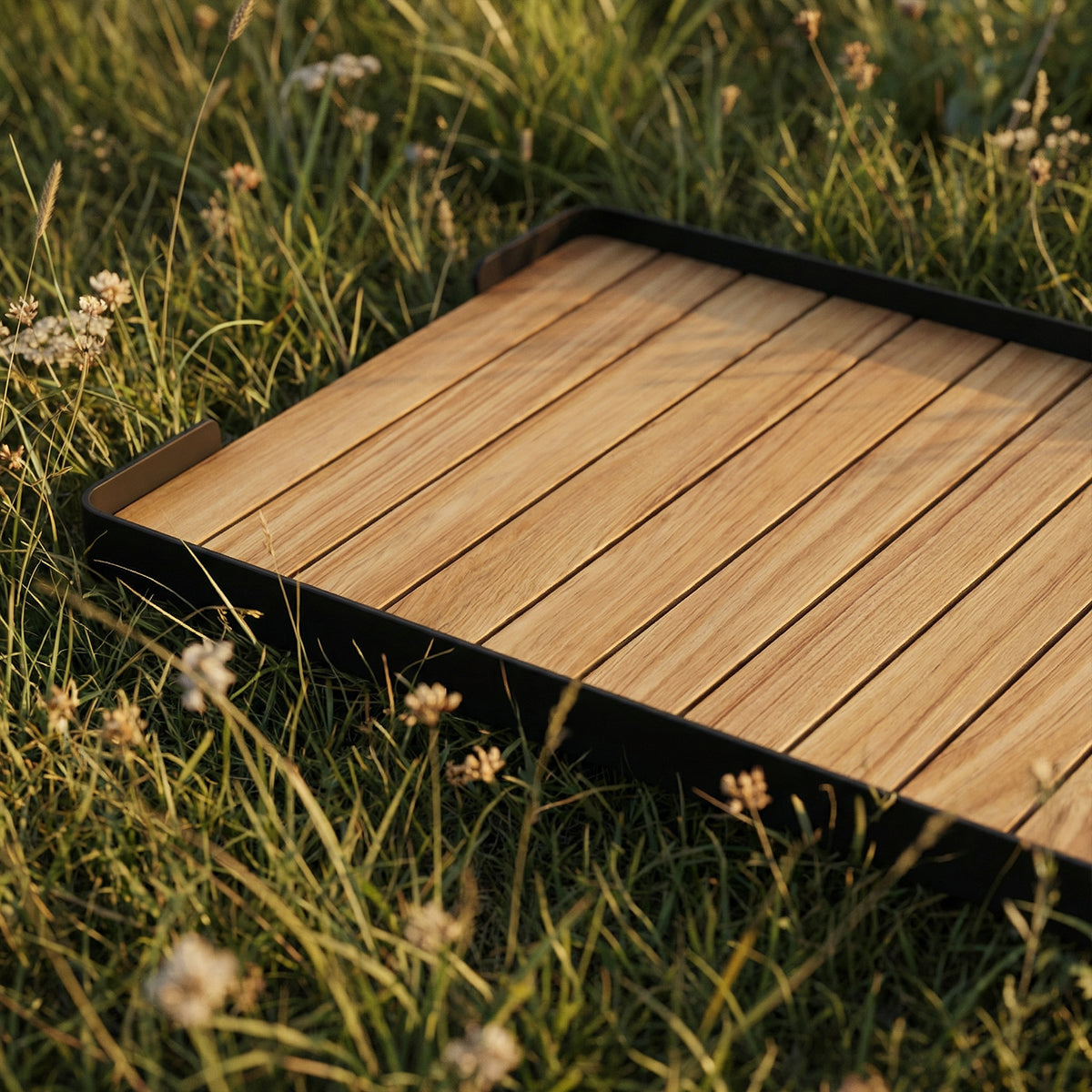 Patio Pouf Tray - Rechteckig Serviertablett für den Innen- und Außenbereich
