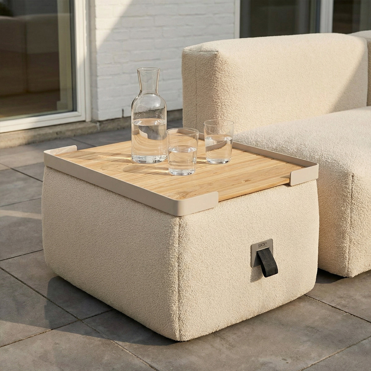 Patio Pouf Tray - Rechteckig Serviertablett für den Innen- und Außenbereich