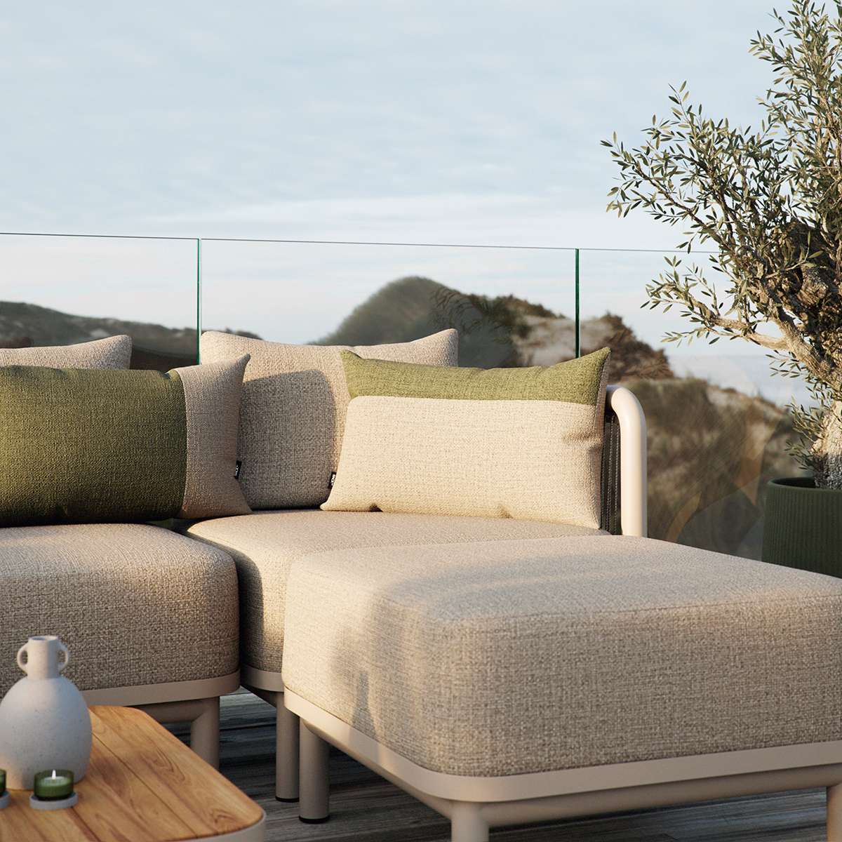 Tide Cushion Zierkissen in Sand und Indigo mit abnehmbarem Bezug für den Außenbereich. | Tide Cushion - Sand/Olive | SACKit