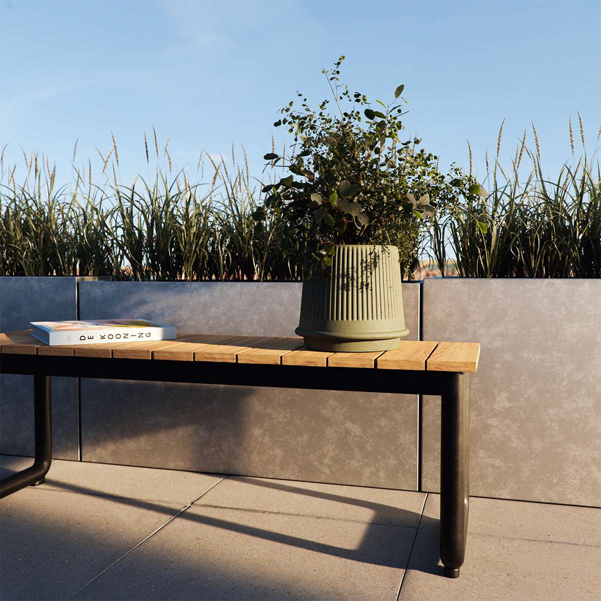 Olivefarbener Gaia 23 Blumentopf aus Keramik mit matter, gerillter Oberfläche und Drainageloch