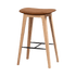 Nordic Bar Stool aus massiver Eiche mit Terra Safari Leder und schwarzer Fußstütze, 73 cm hoch | Nordic Bar Stool - Oak - 73 cm Terra Safari | SACKit