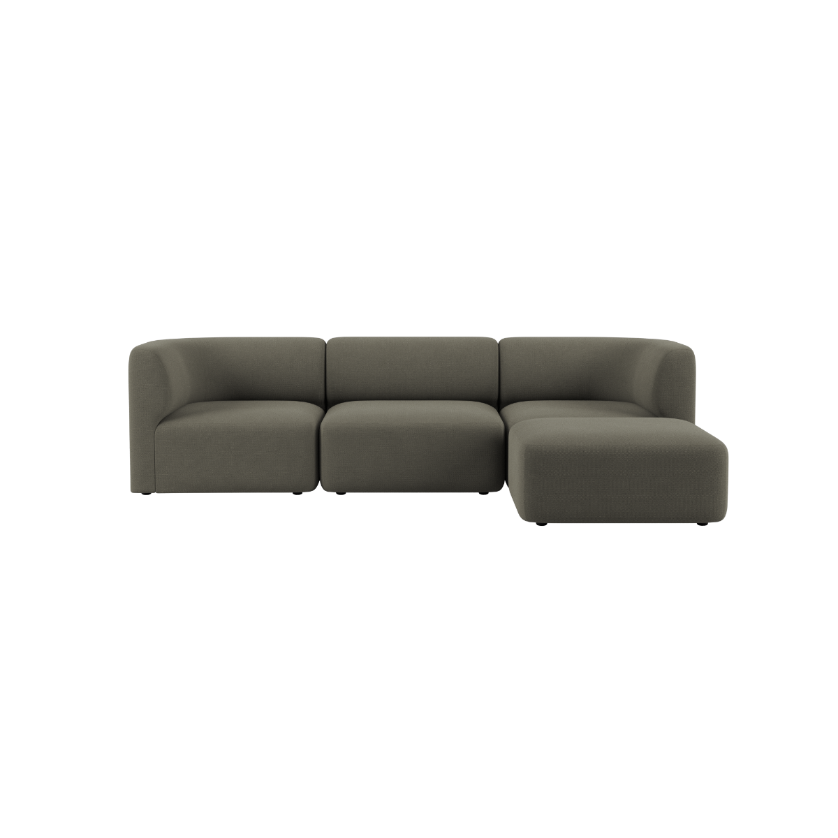 Dunkelgraues dreisitziges Fjord Sofa von sackit mit weichen abgerundeten Polstern und freistehendem Hocker auf schwarzem Hintergrund | Fjord Sofa - 3 seater - Cosmo Stone Mit Hocker | SACKit