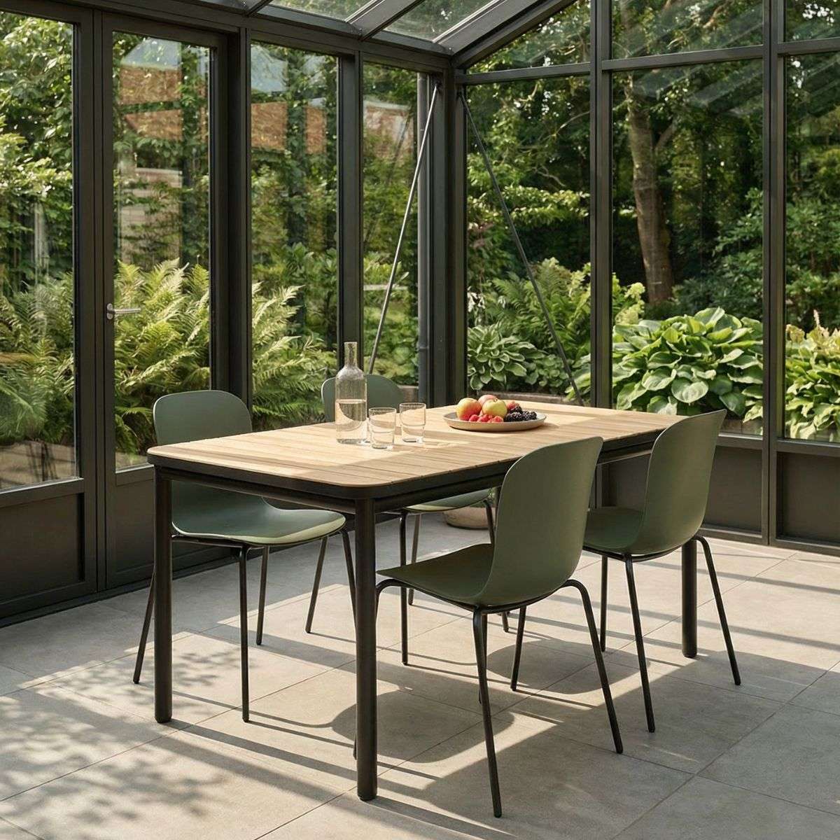 Kirra Dining Table Noir & 4 Patio Chair no. One | Kirra Dining Table Noir & 4 Patio Chair no. One - Patio Chair no. One S2 Noir/ Noir | SACKit