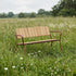 Kirra Patio Bench aus pulverbeschichtetem Aluminium und Teakholz in Chestnut, Outdoor - Bank mit Armlehnen. | Kirra Patio Bench - Chestnut | SACKit