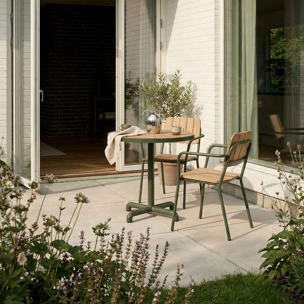 Kirra Cafe Table & 2 Kirra Patio Chair | Kirra Cafe Table & 2 Kirra Patio Chair - Olive | SACKit