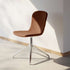 Chair no. One S1 Esszimmerstuhl mit drehbarem Aluminiumfuß und gepolsterter Schale in Luna Sandstone | Chair no. One S1 Polished Swivel - Luna Walnut Ohne Rückholfunktion | SACKit