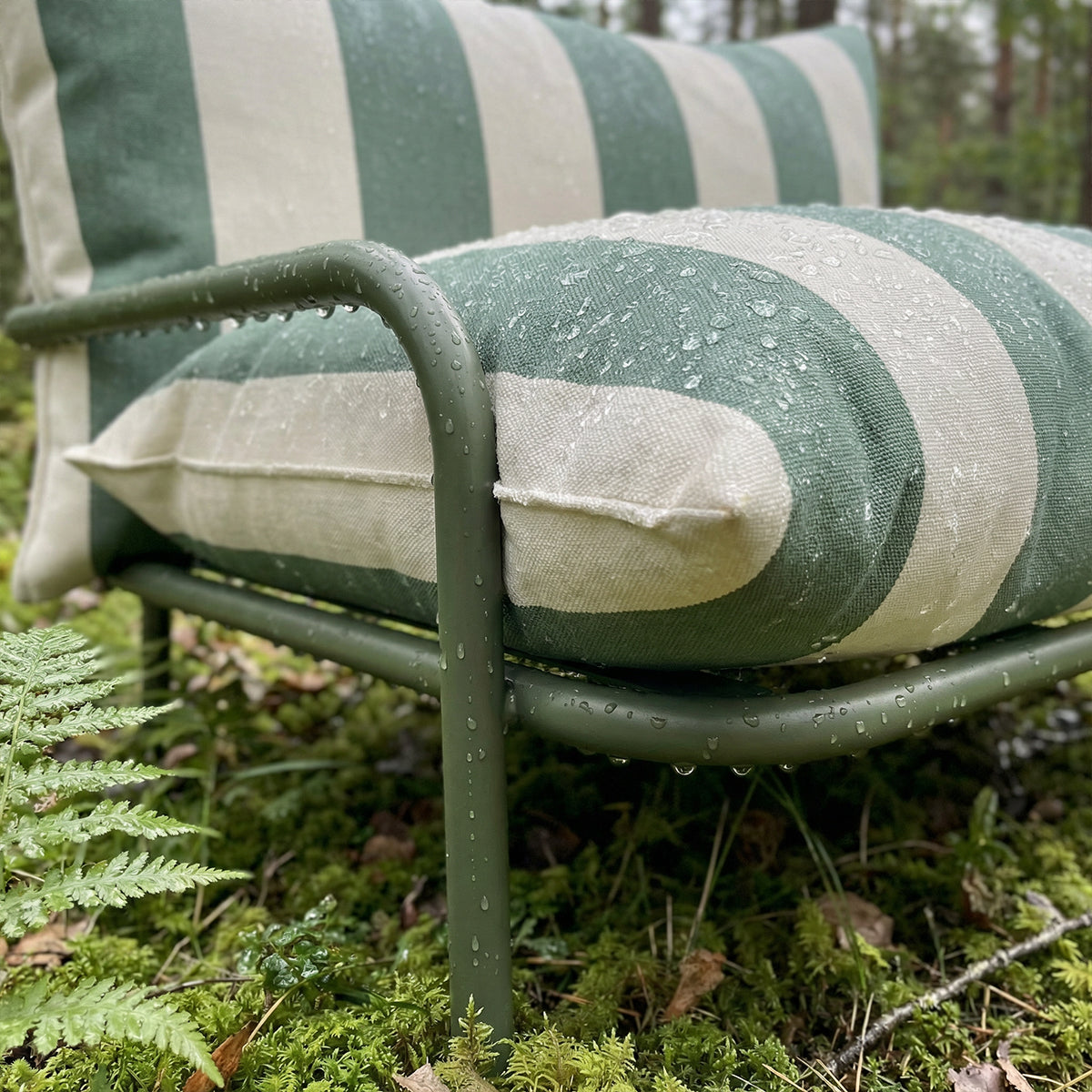 Mollis Lounge Chair - Outdoor Loungesessel aus pulverbeschichtetem Aluminium und Olefin