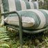 Mollis Lounge Chair in Renesse Olive mit pulverbeschichtetem Aluminiumrahmen und Eco - Textil, Außenbereich. | Mollis Lounge Chair - Renesse Olive | SACKit