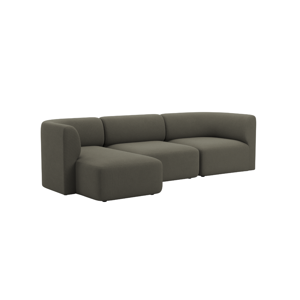 Skandinavisches Fjord Sofa von sackit als Dreisitzer mit linker Chaiselongue in dunklem Olivgrau vor schwarzem Hintergrund